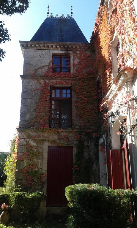 Birac  La Cure Du Maine Charles B&B 외부 사진