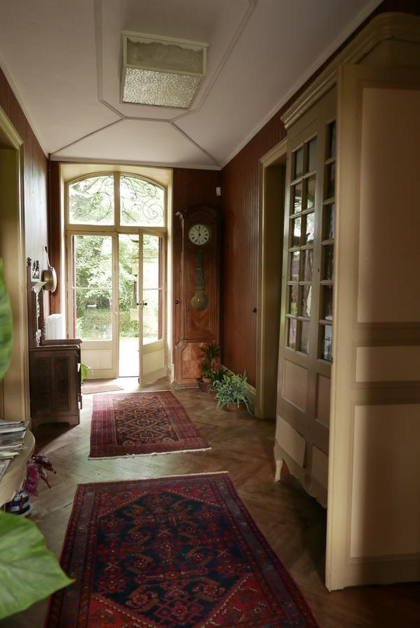 Birac  La Cure Du Maine Charles B&B 외부 사진