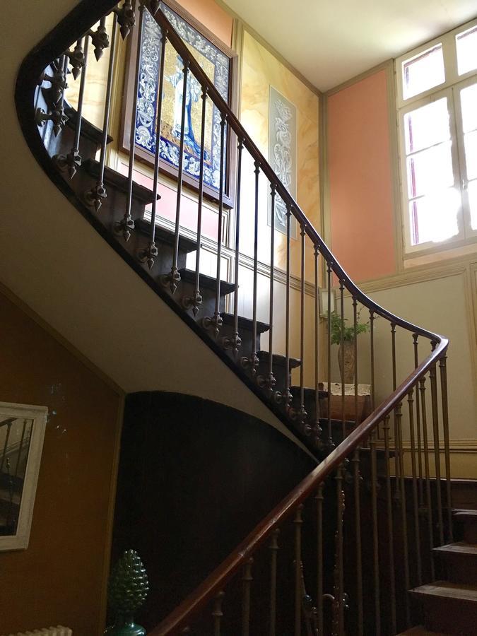 Birac  La Cure Du Maine Charles B&B 외부 사진